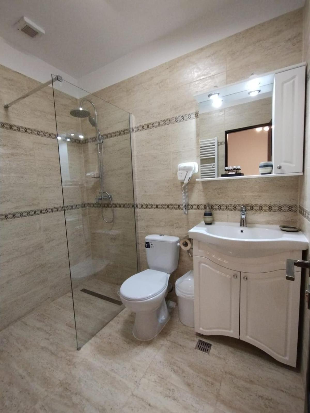 La Amy Apartment Pangarati Exterior photo