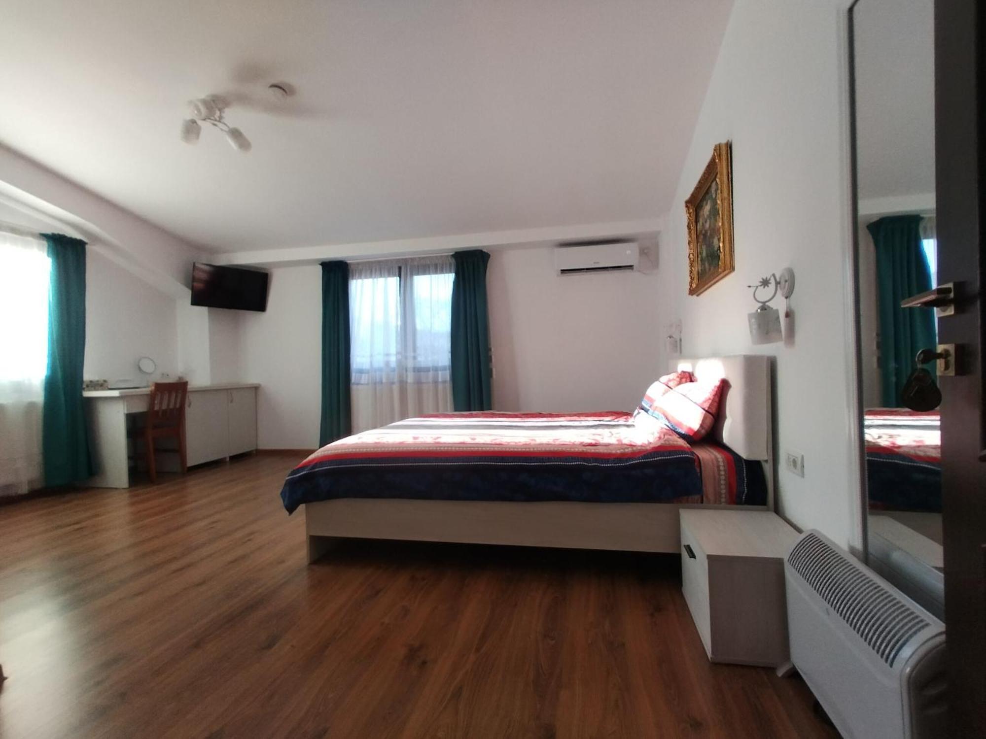La Amy Apartment Pangarati Exterior photo